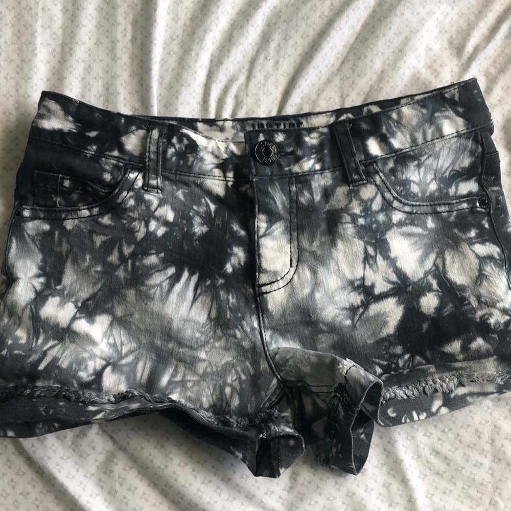 Black,gray,white jean shorts